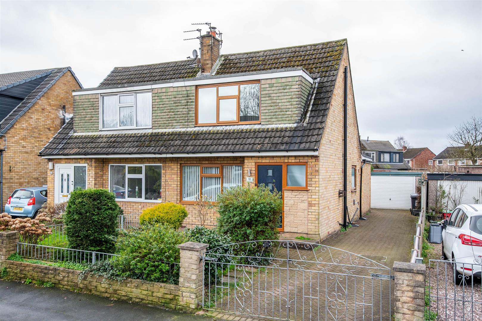 3 bed property in Langden Crescent, Preston
